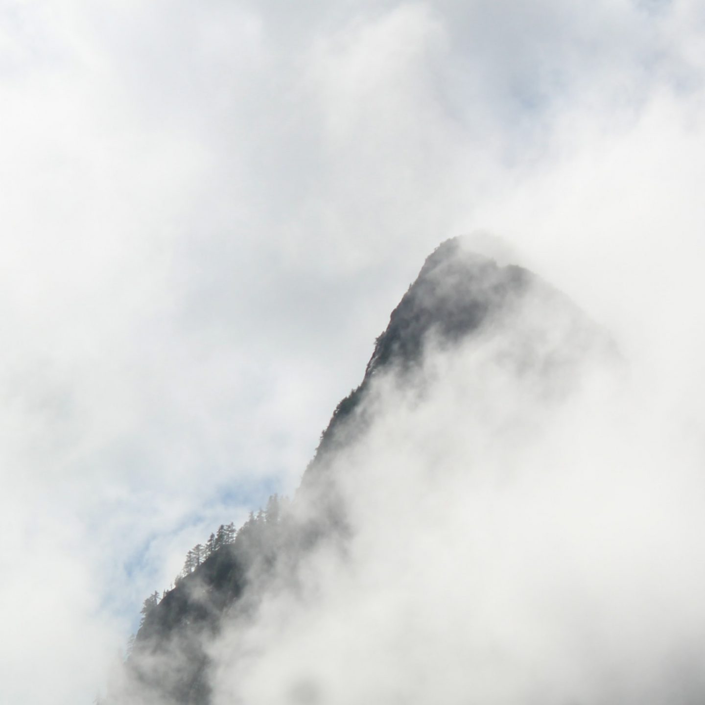Piatra din capul unghiului